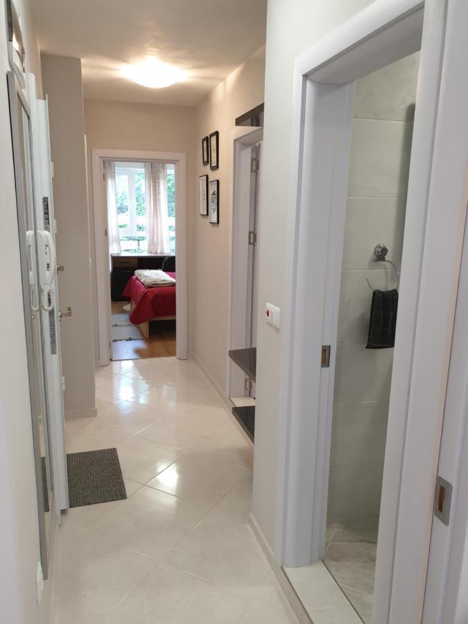 New The Twins Varna Two-Bedroom, Apt 5 At 15 Tsani Ginchev Street, Floor 3 Esterno foto