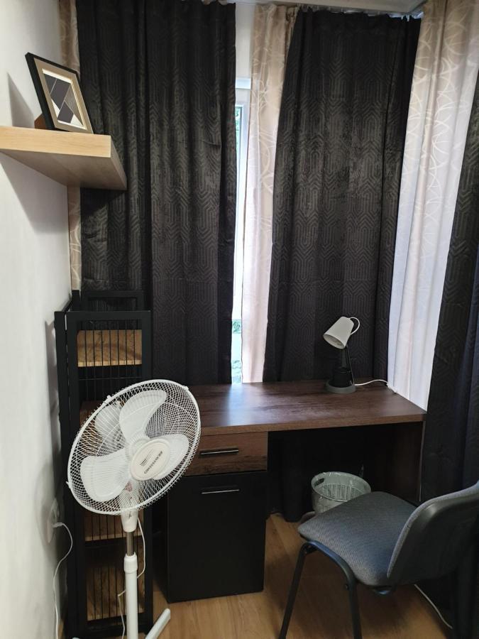 New The Twins Varna Two-Bedroom, Apt 5 At 15 Tsani Ginchev Street, Floor 3 Esterno foto