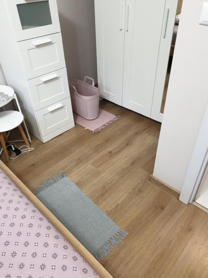 New The Twins Varna Two-Bedroom, Apt 5 At 15 Tsani Ginchev Street, Floor 3 Esterno foto